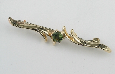   9ct Brooch set with an Australian Sapphire M90532  SOLD 1